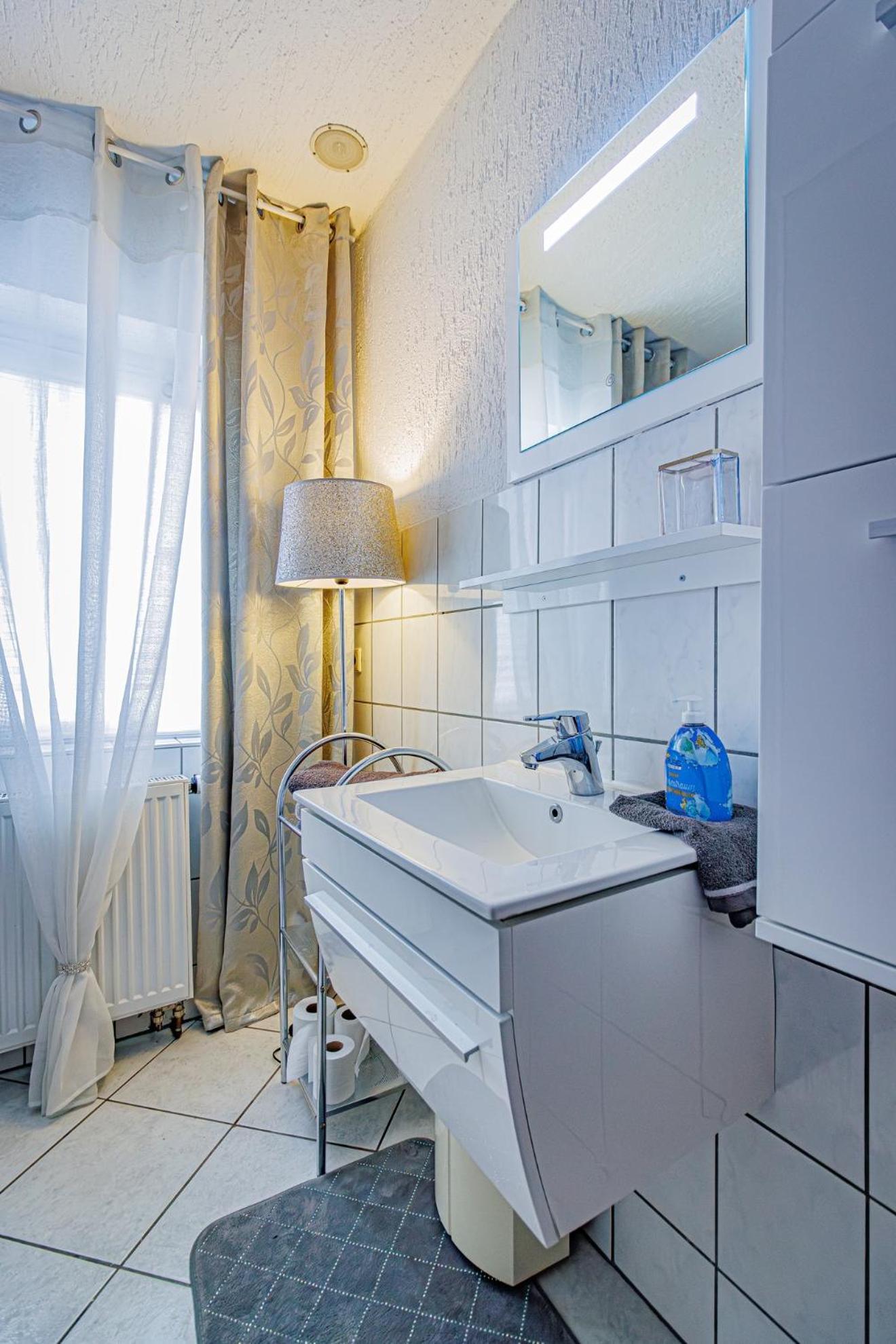 Wohnen Ueber Einem Mediterranen Restaurant,Apartment 2 Oder 3 Lipcse Kültér fotó