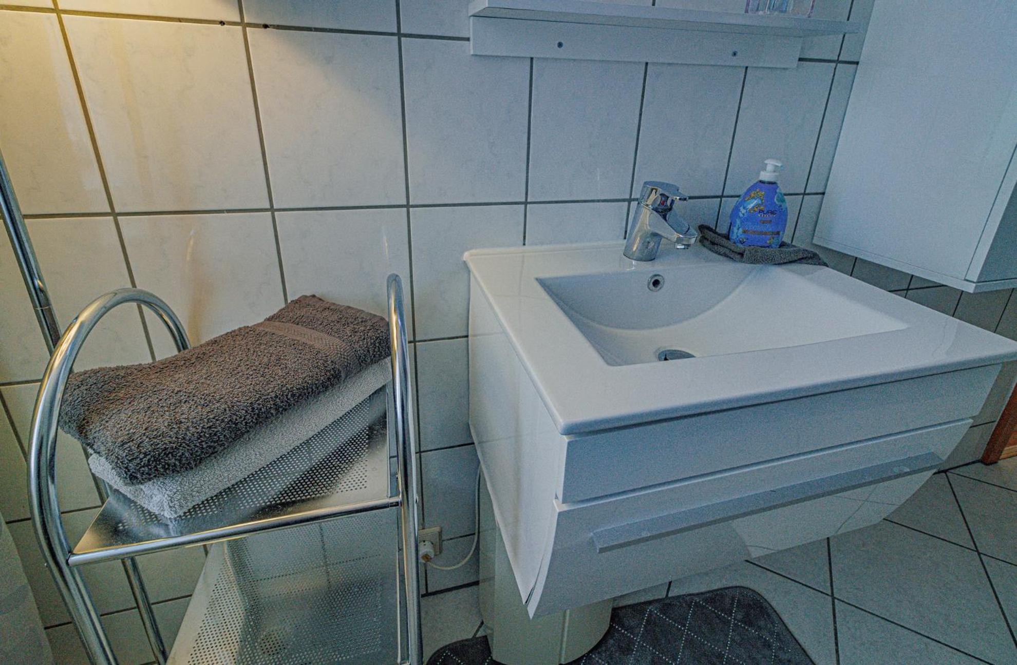 Wohnen Ueber Einem Mediterranen Restaurant,Apartment 2 Oder 3 Lipcse Kültér fotó