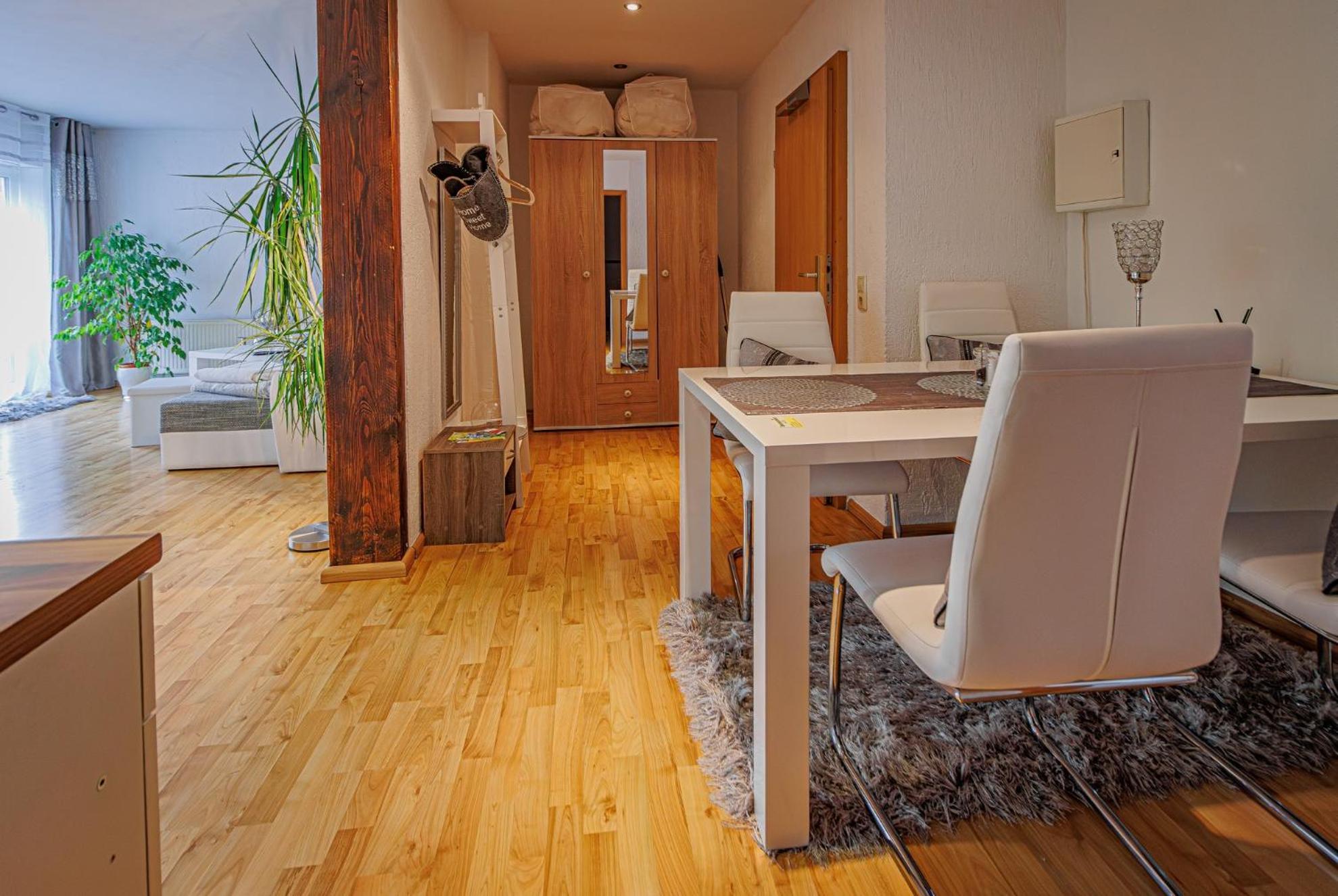 Wohnen Ueber Einem Mediterranen Restaurant,Apartment 2 Oder 3 Lipcse Kültér fotó