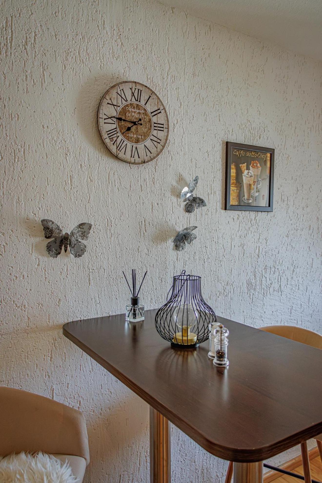 Wohnen Ueber Einem Mediterranen Restaurant,Apartment 2 Oder 3 Lipcse Kültér fotó