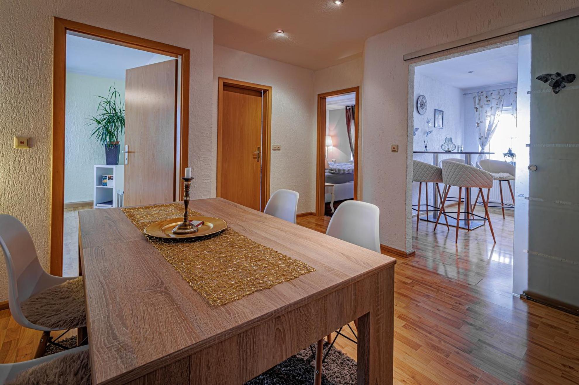 Wohnen Ueber Einem Mediterranen Restaurant,Apartment 2 Oder 3 Lipcse Kültér fotó