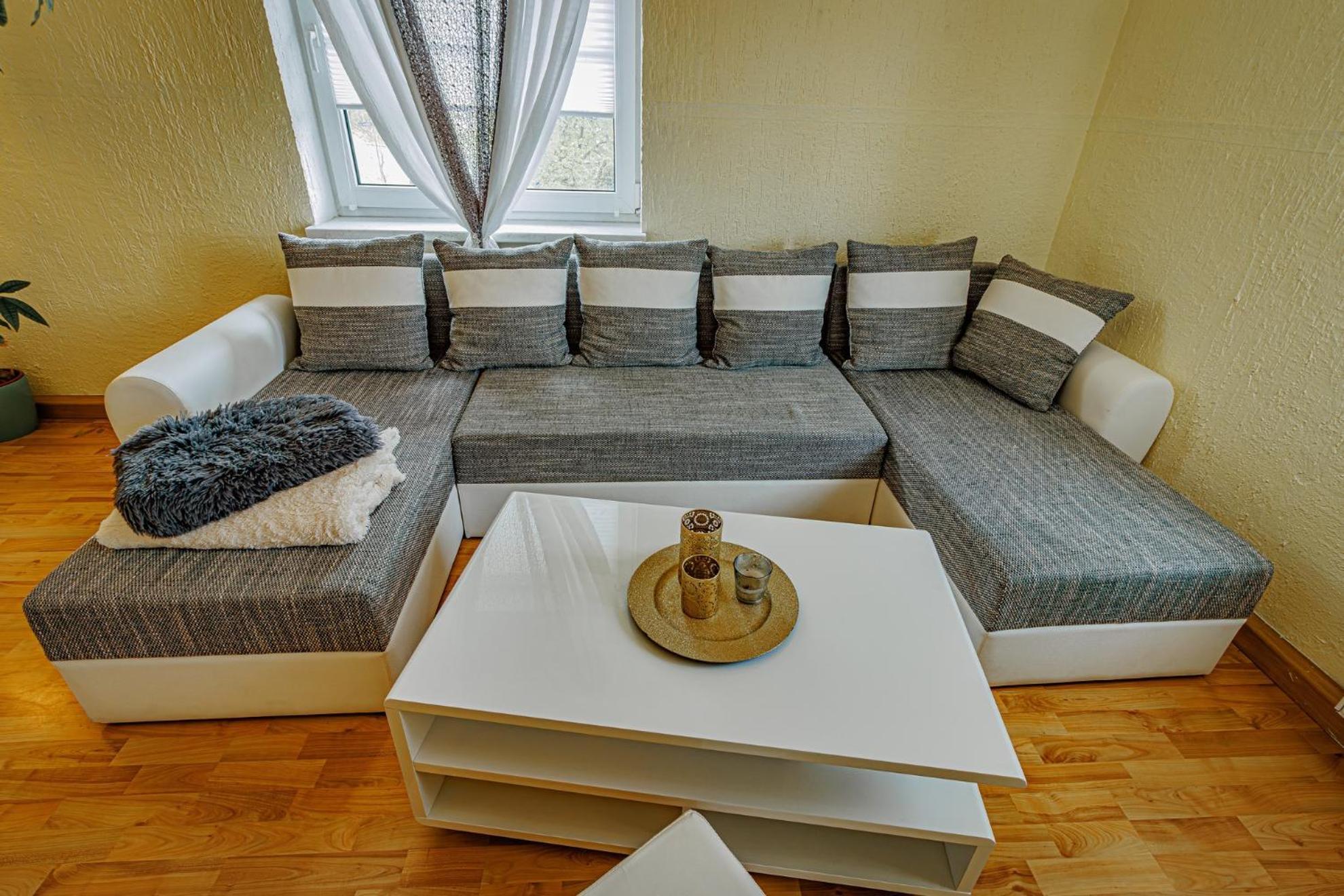 Wohnen Ueber Einem Mediterranen Restaurant,Apartment 2 Oder 3 Lipcse Kültér fotó
